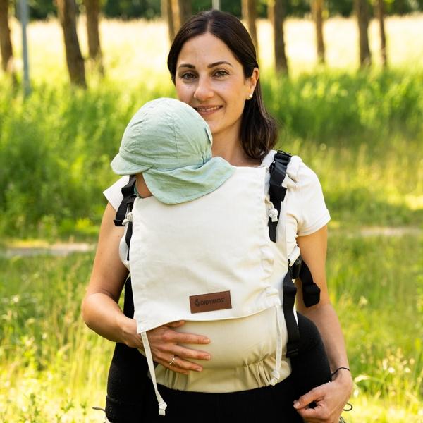 Didymos Babytrage Didyfix Sand mit Baby